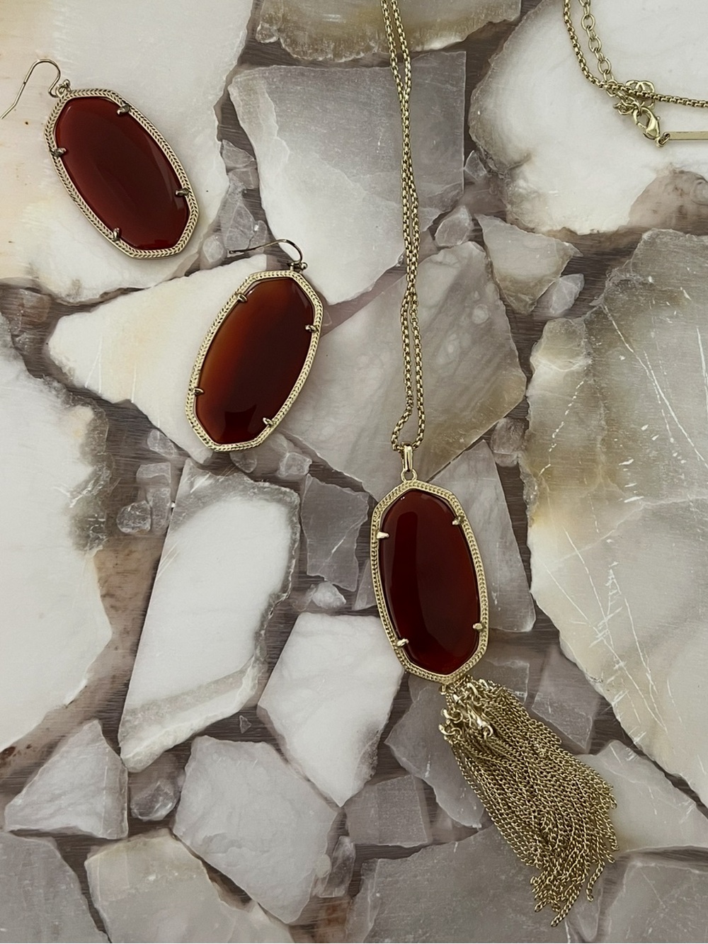 Kendra Scott carnelian agate set